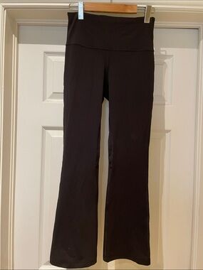 Lululemon Black Groove Flared Yoga Pants Y2K Althleisure Pilates 26’’